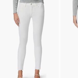 Joes White midrise raw hemline skinny jeans size 28